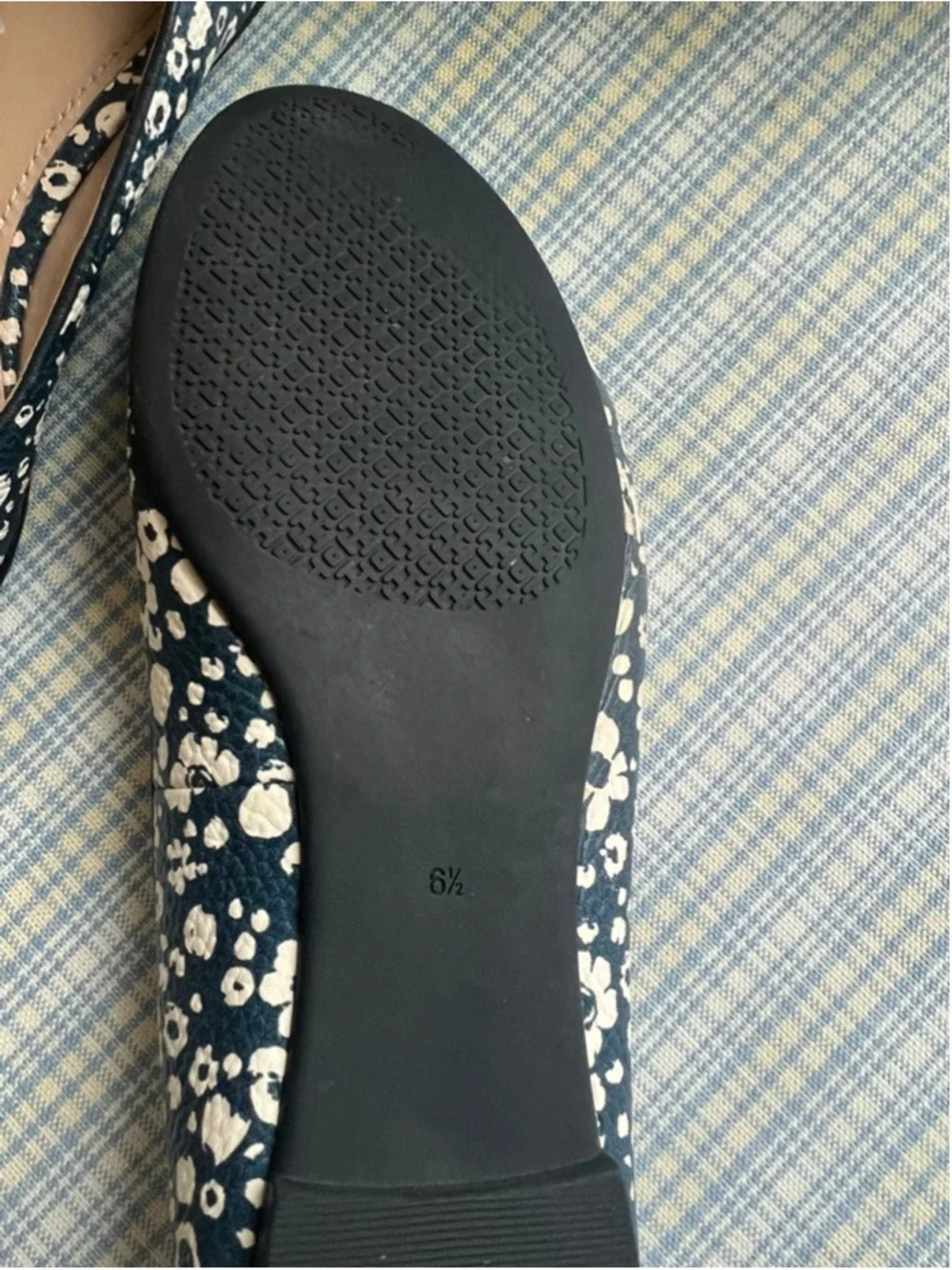 RARE Tory Burch Flats, Size 6.5, Navy Blue and White Floral